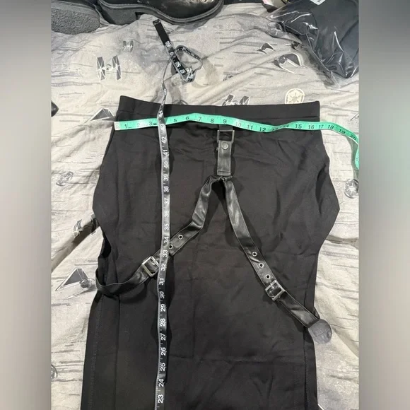 KILLSTAR DIVISION BUCKLED MAXI SKIRT SZ XL EUC - Picture 4 of 6